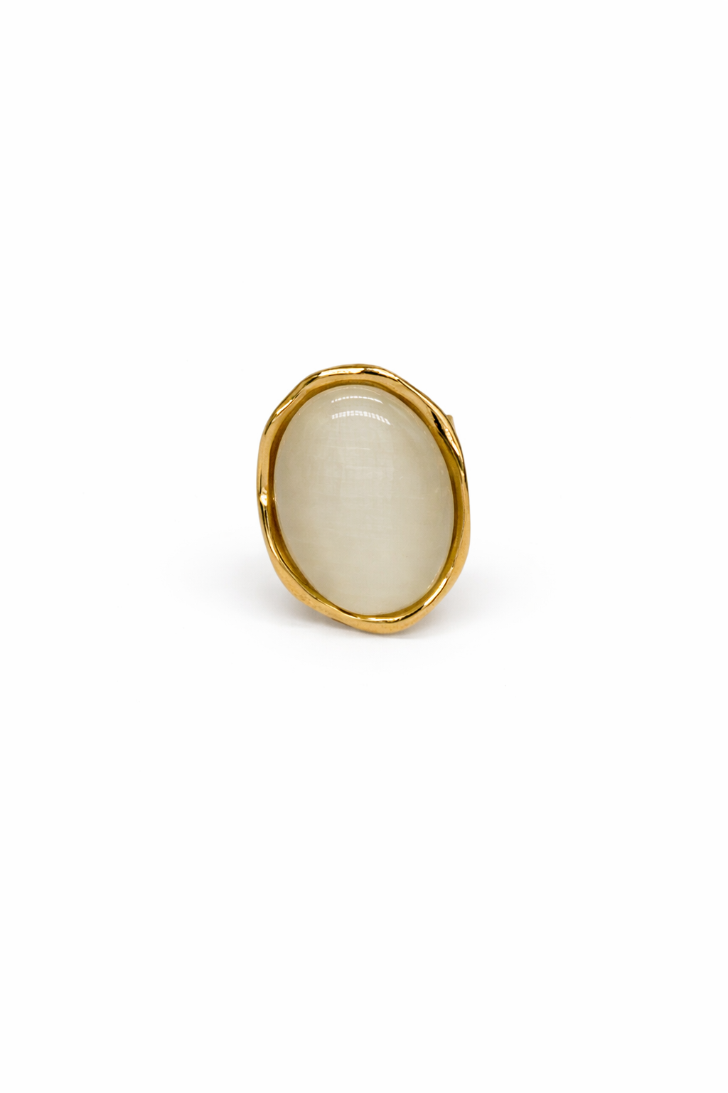 KANDIA · Bague Cabochon Rouge Acier Doré · La Sélection Mohissa K
