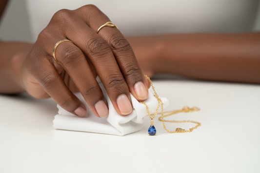 Comment entretenir ses bijoux dorés pour qu'ils durent toujours ?