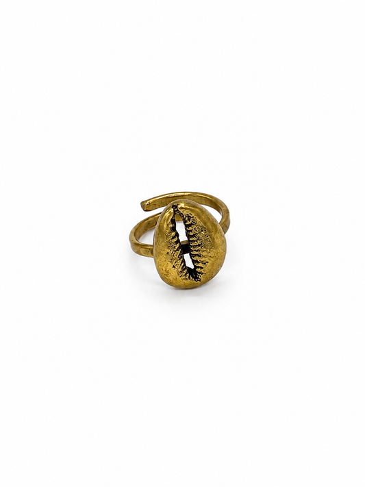 LOYINA Bague ethnique en bronze avec son coquillage africain le Cauris • Terre Kenya